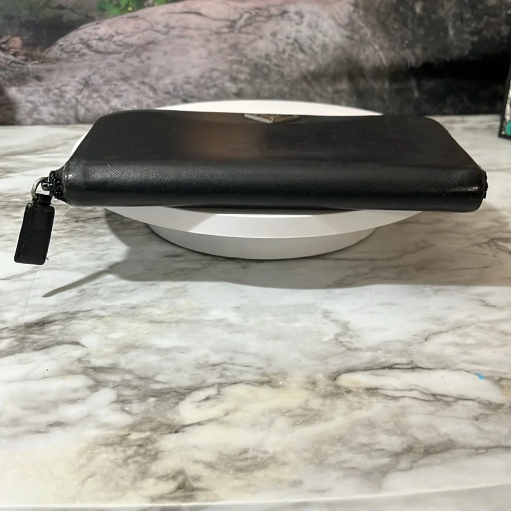 Prada Black Saffiano Leather Zip Wallet in GUC. - Picture 4 of 17